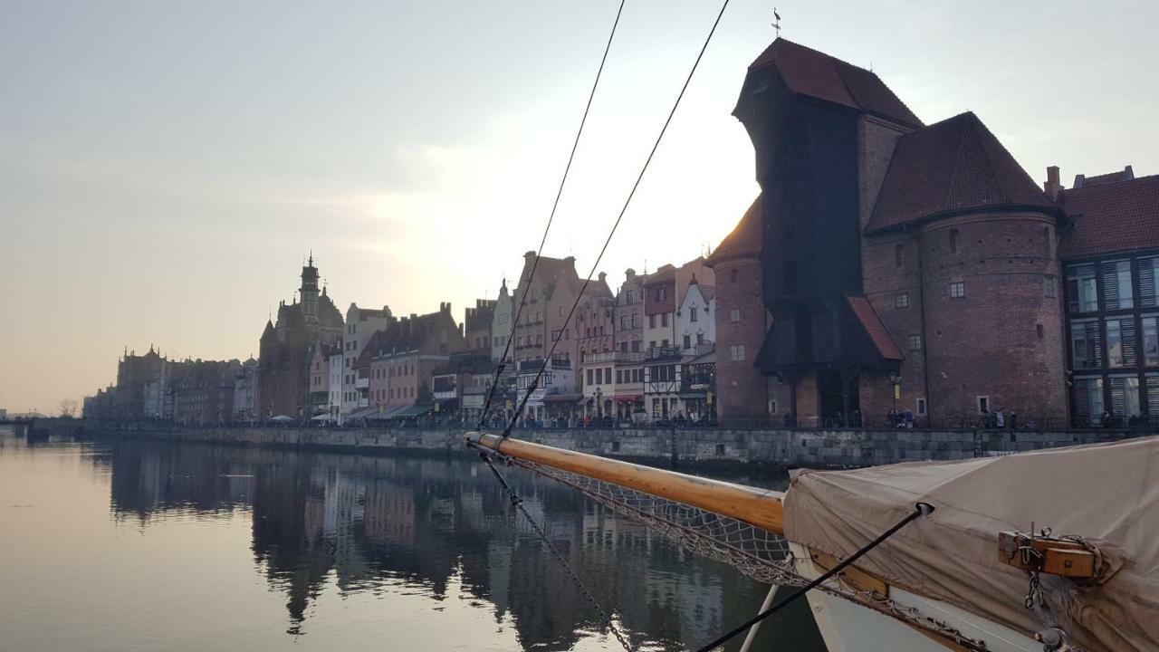 Huoneisto New 100m From Old Town And Marina